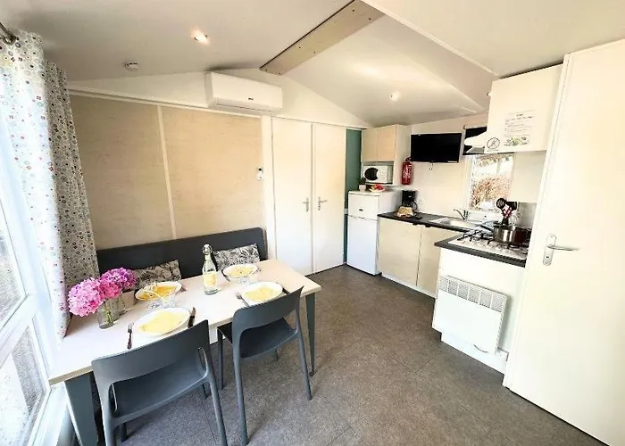 리조트 Camping Saint-Hilaire-De-Riez 생 힐레르 드 리에