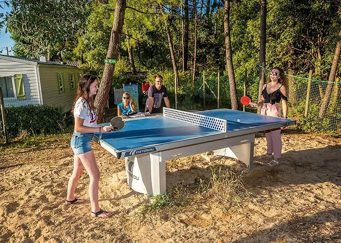 Camping Saint-Hilaire-De-Riez 4* 생 힐레르 드 리에