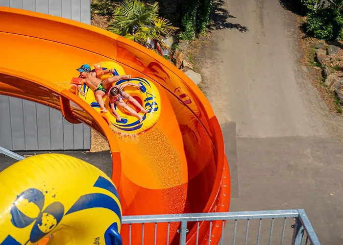 Camping Saint-Hilaire-De-Riez 리조트